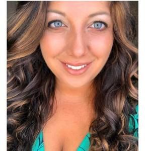 Meet your Posher, Elyse